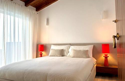 The Old House with Heated Pool, BBQ, Fireplace - Photo 8