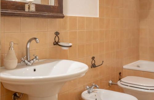 Casale Sforna - Appartamento con 2 camere da letto e piscina - ItalyWeGo - Photo 11