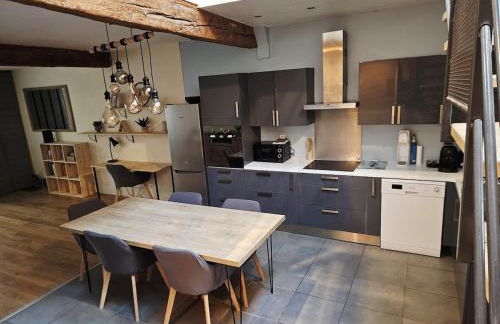 Maison de Village avec Piscine et Terrasse - Foto 3