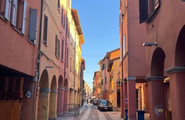 Poesia nel centro di Bologna - Foto 1