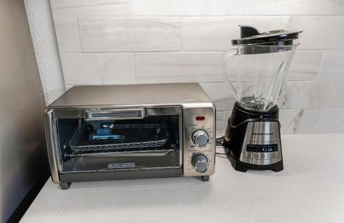 Luxury Oasis - Glam Decor, Putting Green, Arcade Fun & EV Station - Foto 42