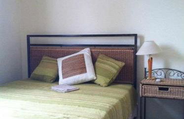 Small cozy flat, by the pool and by the sea - Foto 25