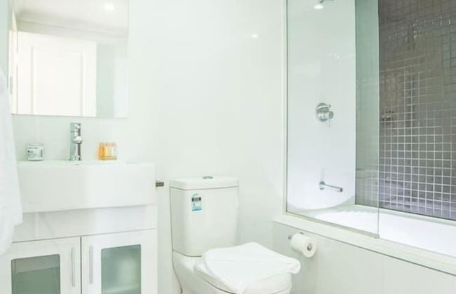 Designed Home Of Ultimate Convenience In Gordon - Foto 16