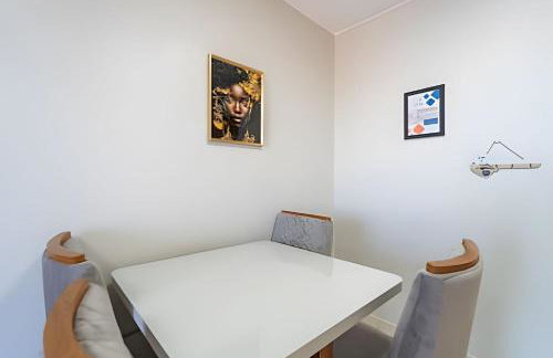 Ap 2Qts , Até 5 hóspedes, Estacionamento, Elevador, Jr Catito - Foto 32