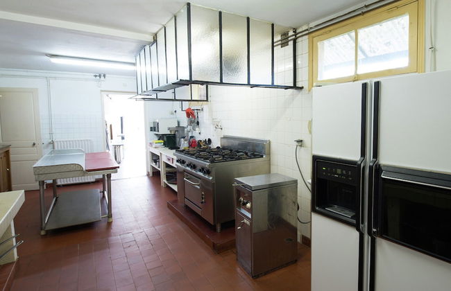 Unique Holiday Home in Saint-honore-les-bains With Garden - Foto 24