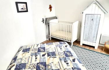 La Maison Rose - avec grand jardin clos à 300m de la mer - Foto 22