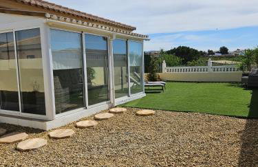 Villa - Sleeps 4 - Pool - Patio - Parking - Photo 53