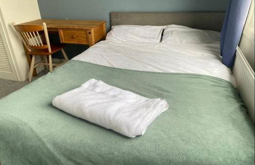 Balmoral House - Holiday Home - Photo 22