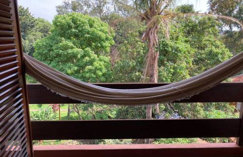 Casa grande, ampla, com 4 quartos e estacionamento - Foto 4