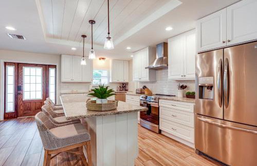 Fenced Yard, 4 Mi to Stuart Beach Family Retreat! - Foto 8