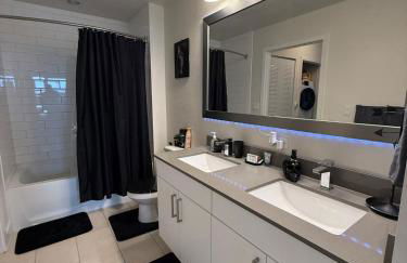 Edgewater Luxe 1BR - Foto 21