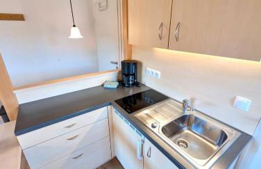 Gästehaus Philipp im Herzen des Fichtelgebirges - 5 Ferienwohnungen, großes Grundstück, Wald und Wiese, Wohnung mit privater Sauna, kostenfreie Parkplätze, WLAN - Foto 49