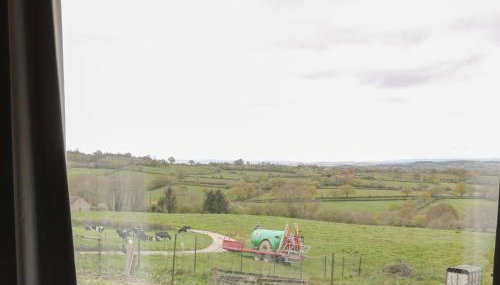 Broadlands Bungalow - Photo 5