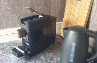 Studio 11 - Photo 17