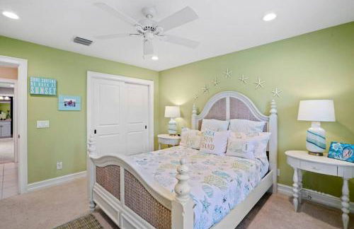 5* 3 BR 3 BA Home 4 min walk to beach & JW Marriott w/heated pool - Foto 19