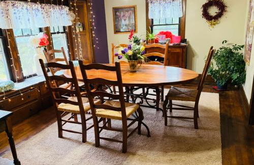 Tree House 6 bedrooms, 2 blocks from everything - Foto 43