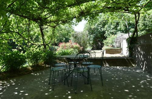 Lovely house with grass garden, shared swimmingpool, next to the river Ardèche - Foto 67