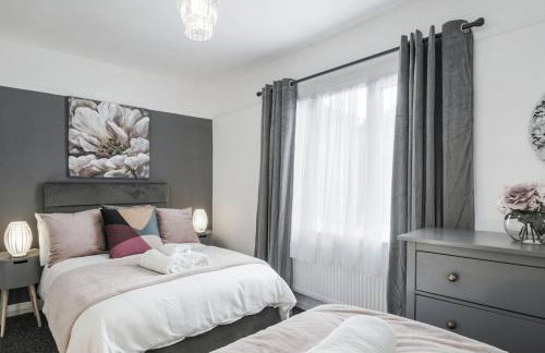 Work, Rest & Explore 4-Bed Flat Near Brixton - Foto 3