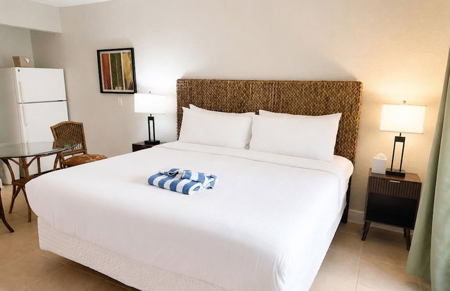Beso Del Sol Resort - Photo 75