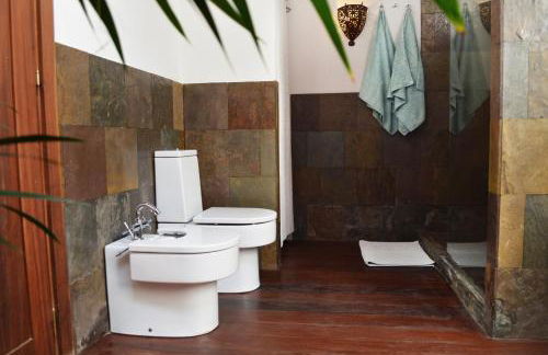 Stylish house in a real Finca with private garden - Photo 16