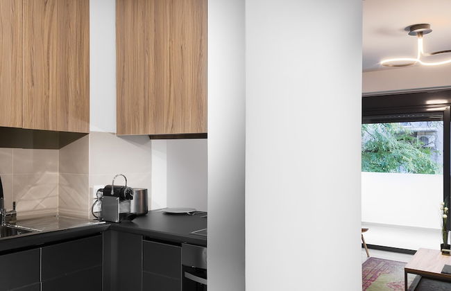 Elysium Boutique Apartments - Photo 33