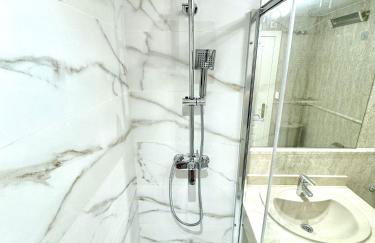 Luxury apartment - Swimming pool - Photo 8