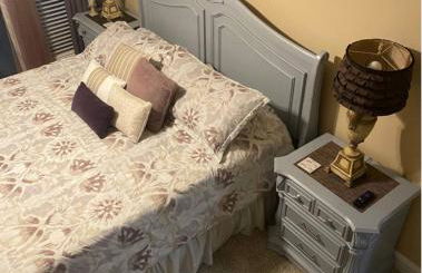 First Class Treatment Luxurious end unit Patio Pool Restaurant Bar on premises Steps away from Everything else! Spacious Condo Stocked with all You Need! - Foto 31