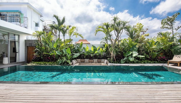 Spectacular 4BR Villa, 400m to Beachfront Elegance - Foto 5, Exterior