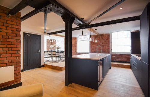 Omnia by The Heim - Photo 6