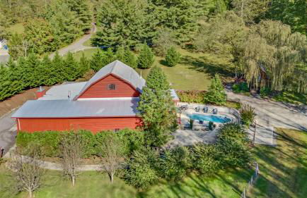 Red Barn Retreat by Carolina Mornings - Foto 45