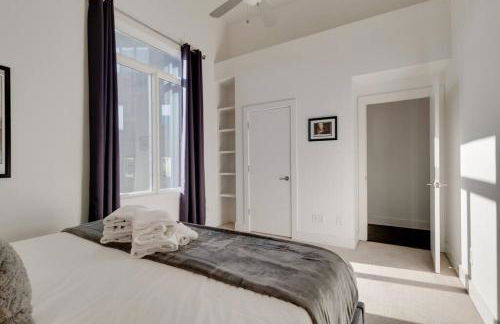 Epic Location- Steps from 12th S, Sleep12 - Foto 6