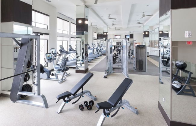 Bluebird Suites in Reston - Photo 44