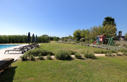 Stancija Čabrunići - Foto 16