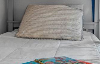 Beachside Condo w Stunning Lake Views - Foto 27