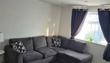 5 min from airport, luxury 2 bed apartment - Foto 2