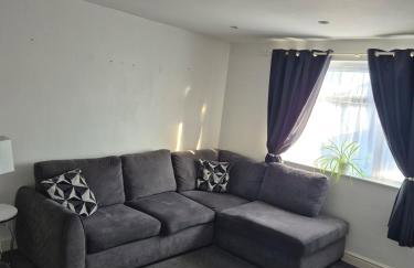 5 min from airport, luxury 2 bed apartment - Foto 2