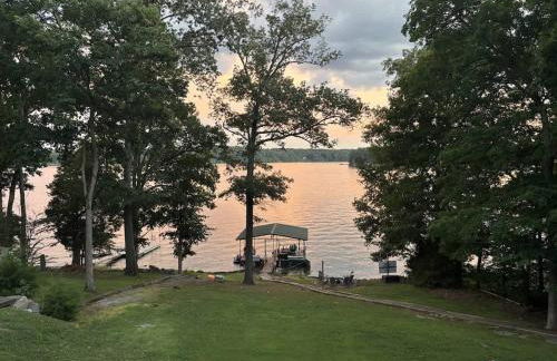 LAKE Views-Dock-FISH-Jacuzzi-Boat Rental service - Foto 50