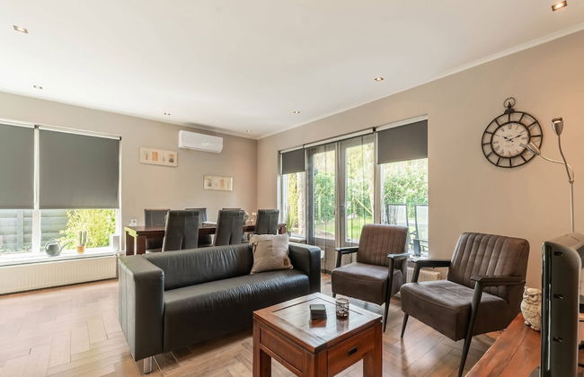 Holiday Home in Garderen With Garden - Photo 1