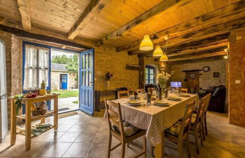 Village Miljavci - Photo 11