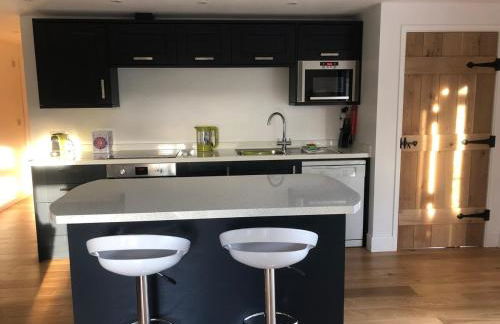 Caretakers Hideaway - Photo 6