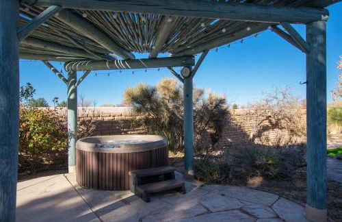 Buffalo Escape-Private Hot Tub in serene Corrales-Mountain View-Pet Friendly-No Pet Fee! - Foto 79