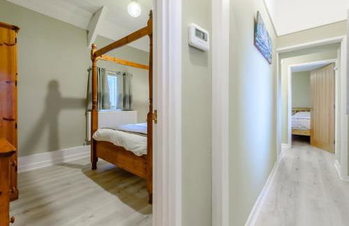 Maesyrhaf - Photo 12