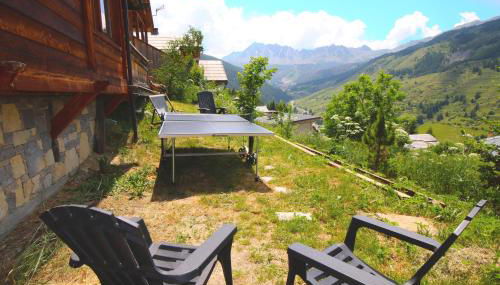Prestigious 18 Person Chalet with Pool and Jacuzzi - Foto 4, Garden