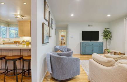 Goleta Getaway by Avantstay Private Backyard, 1.5mi to the Beach! - Foto 27