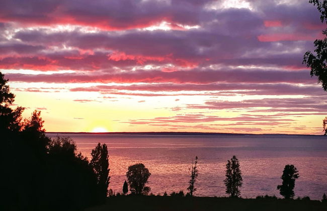 Stunning Sleeps 9 Lakeview Loghome, Spa & Yoga - Foto 15