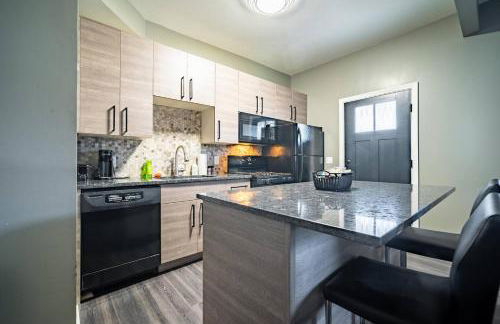 Little Italy Gem Close to CWRU, Cleveland Clinic & Top Restaurants w King Bed - Foto 12