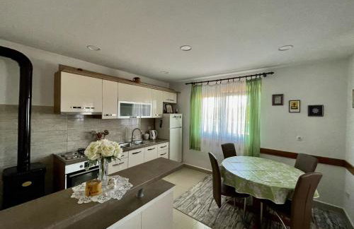 Apartments Veli Rat - Photo 6