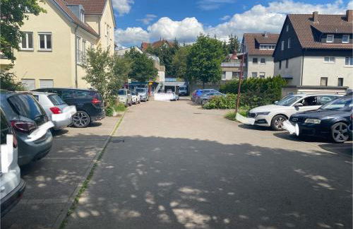 Stilvolles Apartment mit Balkon, Küche & Parkplatz - Waldstetten Zentrum - Foto 46