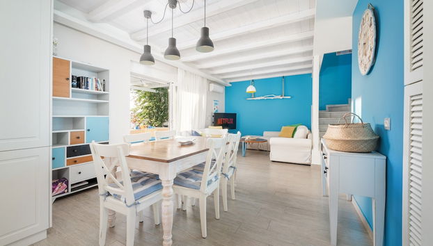 Coin salon dans le hall