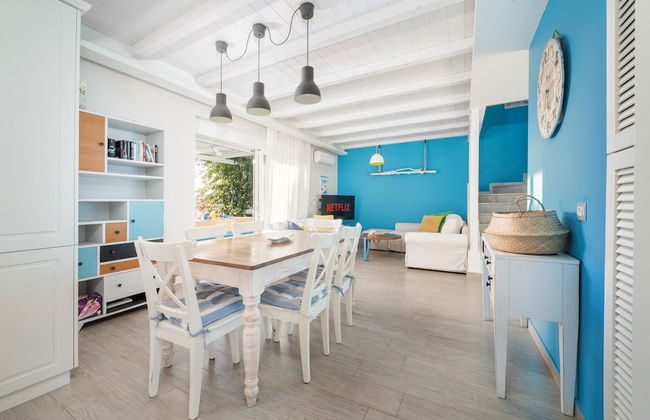 Seabreeze Villa - with Jacuzzi & heated pool - Photo 2